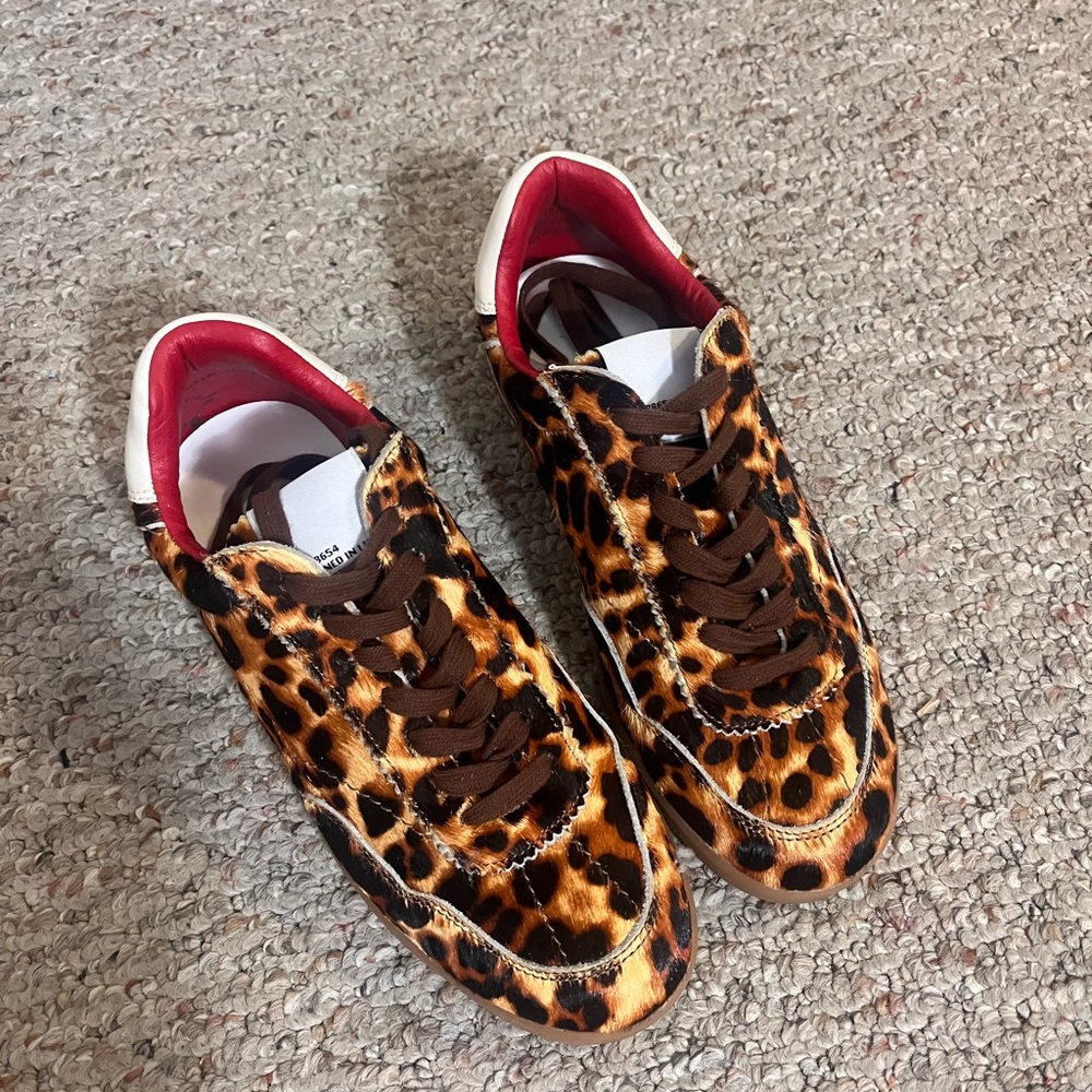 Clear out sale: Steve Madden Braxton calf hair leopard print sneakers - size 9.5